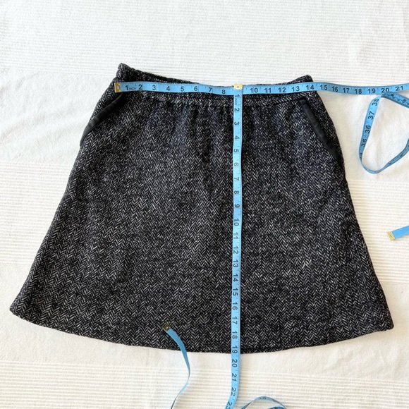 J.Crew Leather Trim Tipped Bell Tweed Wool Blend
Herringbone Skirt - Picture 5 of 10